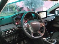 Usado Dacia Sandero Expression 101 CV (74 kW) 2023 Blanco Utilitario