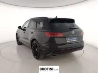Usata VW Touareg R-line 286 CV (210 kW) 2023 Nero metallizzato SUV