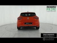 Usata Renault Clio V Techno 145 CV (106 kW) 2022 Arancio Berlina