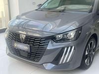 Usata Peugeot 208 Allure 101 CV (74 kW) 2025 Nero pastello Utilitaria