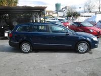 Usata VW Passat 140 CV (102 kW) 2008 Blu Station wagon
