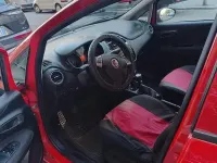 Usata Fiat Grande Punto 65 CV (47 kW) 2018 Rosso Utilitaria