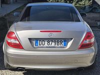 Usata Mercedes SLK200 163 CV (119 kW) 2005 Beige Cabrio
