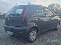 Begagnad Fiat Punto 60 HK (44 kW) 2011 Halvkombi