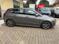 Usata Mercedes B180 AMG Line Premium 115 CV (84 kW) 2024 Grigio Monovolume
