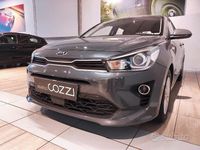 Usata Kia Rio Style 101 CV (74 kW) 2021 Grigio Berlina