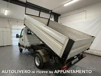 Usata Iveco 35.12 126 CV (92 kW) 2012 Bianco Furgone