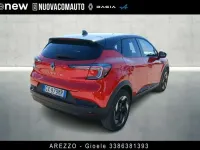 Usata Renault Captur Techno 101 CV (74 kW) 2025 Rosso dinamico SUV