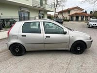 Usata Fiat Punto 59 CV (43 kW) 2001 Grigio Utilitaria