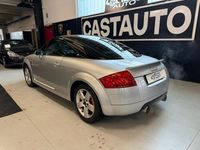 Usata Audi TT 224 CV (164 kW) 2000 Argento Coupé
