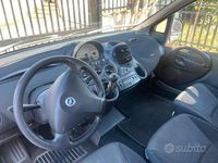 Usata Fiat Multipla 120 CV (88 kW) 2006 Grigio Monovolume