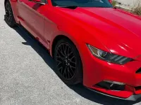 Begagnad Ford Mustang 290 HK (213 kW) 2018 Röd Sportkupé