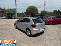 Usata VW Polo Comfortline 80 CV (58 kW) 2018 Grigio Utilitaria