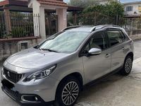 Usata Peugeot 2008 Active 99 CV (72 kW) 2018 Grigio SUV
