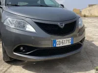 Usata Lancia Ypsilon Gold 69 CV (50 kW) 2020 Grigio