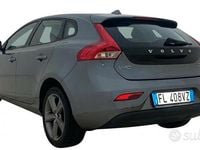 Usata Volvo V40 Momentum 120 CV (88 kW) 2017 Grigio Berlina