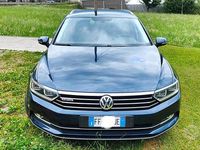 Usata VW Passat Highline 240 CV (176 kW) 2016 Blu Station wagon