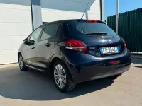 Usata Peugeot 208 75 CV (55 kW) 2017 Bluazzurro Utilitaria