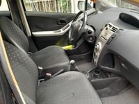 Usata Toyota Yaris 69 CV (50 kW) 2008 Nero Utilitaria