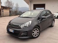 Usata Kia Rio 83 CV (61 kW) 2016 Marrone Utilitaria