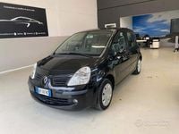 Usata Renault Modus Dynamique 75 CV (55 kW) 2008 Nero Monovolume