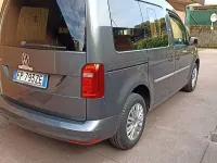 Usata VW Caddy 102 CV (75 kW) 2018 Grigio Monovolume