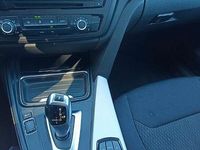 Usata BMW 318 2015 Grigio Berlina