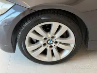 Usata BMW 318 122 CV (89 kW) 2006 Grigio Station wagon