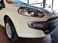 Usata Fiat Punto Evo Dynamic 69 CV (50 kW) 2011 Bianco Utilitaria