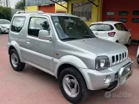 Usata Suzuki Jimny 82 CV (60 kW) 2004 Grigio SUV
