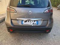 Usata Renault Scénic III 131 CV (96 kW) 2013 Grigio Monovolume