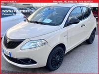 Usata Lancia Ypsilon 84 CV (61 kW) 2019 Beige Utilitaria