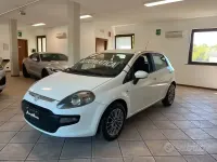 Usata Fiat Punto Evo Dynamic 77 CV (56 kW) 2011 Bianco Utilitaria
