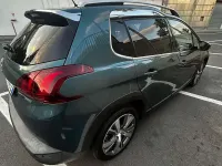 Usata Peugeot 2008 Allure 99 CV (72 kW) 2017 Verde SUV