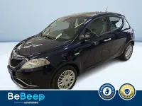 Usata Lancia Ypsilon Gold 69 CV (50 kW) 2016 Blu metallizzato Utilitaria
