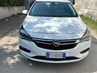 Käytetty Opel Astra 105 HP (77 kW) 2017 Valkoinen Viistoperä