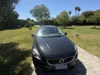 Gebraucht Volvo V40 120 PS (88 kW) 2018 Schwarz Kleinwagen