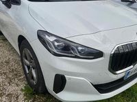 Usata BMW 218 Comfort Edition 150 CV (110 kW) 2022 Bianco Station wagon