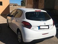 Usata Peugeot 208 Active 74 CV (54 kW) 2018 Bianco Utilitaria