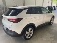 Usata Opel Grandland X 120 CV (88 kW) 2018 Bianco SUV