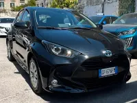 Usata Toyota Yaris Hybrid Active 92 CV (67 kW) 2021 Nero Berlina