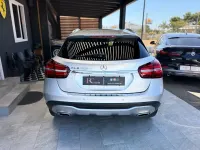 Usata Mercedes GLA200 136 CV (100 kW) 2018 Argento SUV