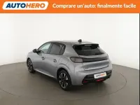 Usata Peugeot 208 Allure 101 CV (74 kW) 2024 Grigio Utilitaria