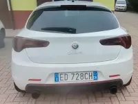 Usata Alfa Romeo Giulietta Quadrifoglio Verde 235 CV (172 kW) 2010 Bianco Utilitaria