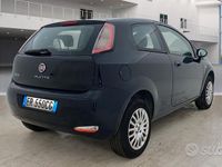 Usata Fiat Grande Punto 77 CV (56 kW) 2011 Blu Utilitaria