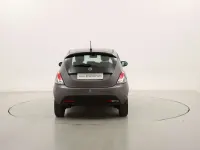 Usata Lancia Ypsilon 69 CV (50 kW) 2024 Grigio Utilitaria
