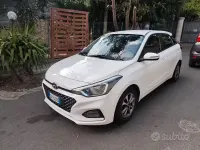 Usata Hyundai i20 75 CV (55 kW) 2019 Bianco Utilitaria
