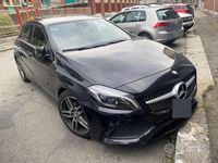 Usata Mercedes A180 Premium 109 CV (80 kW) 2017 Nero Berlina
