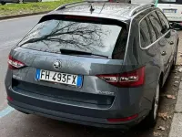Usata Skoda Superb Executive 120 CV (88 kW) 2017 Grigio Station wagon
