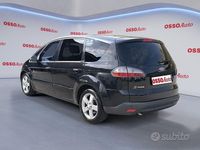 Usata Ford S-MAX Titanium 140 CV (102 kW) 2008 Nero Monovolume
